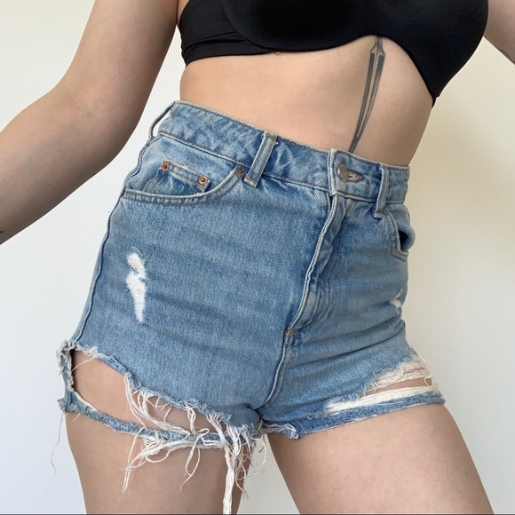Topshop Denim Mom shorts🫶 - Picture 3 of 4